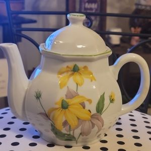 Toscany Collection Taiwan Tea Pot w/ Lid